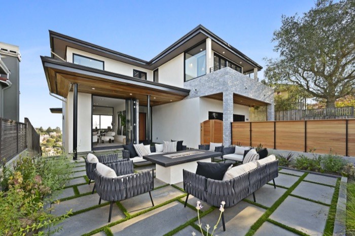 Outdoor Living