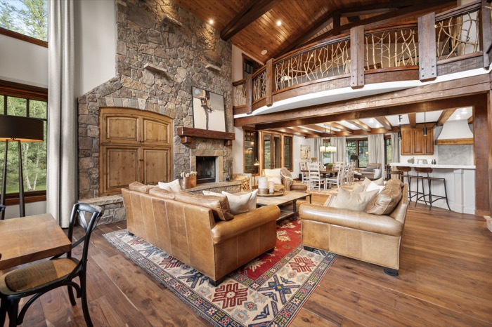 Luxury Living Room